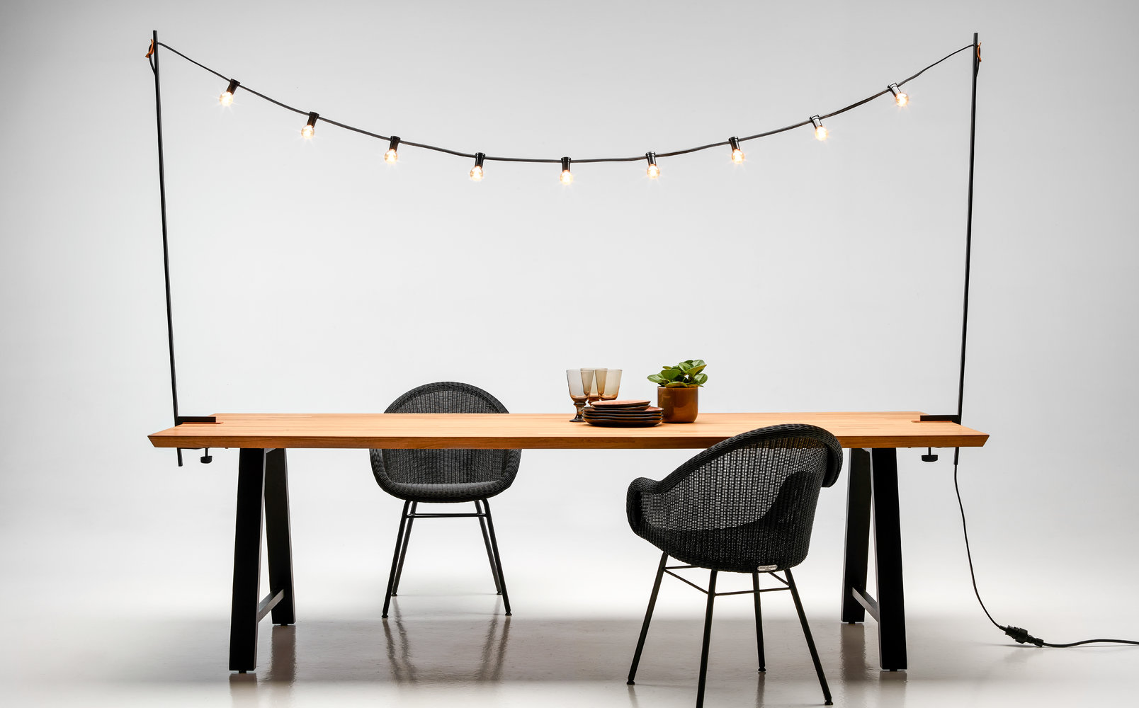 vincent-sheppard-edgard-dining-chair-steel-A-base-light-my-table