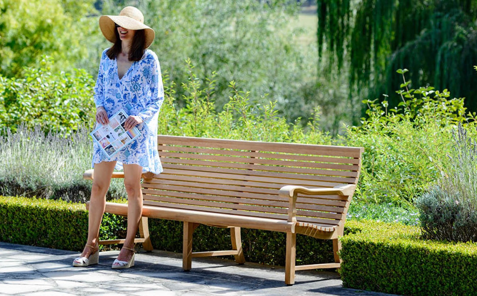 Cotswold-classic-bench