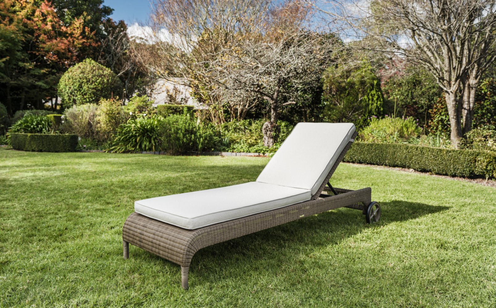Safi_Sunlounger_Taupe