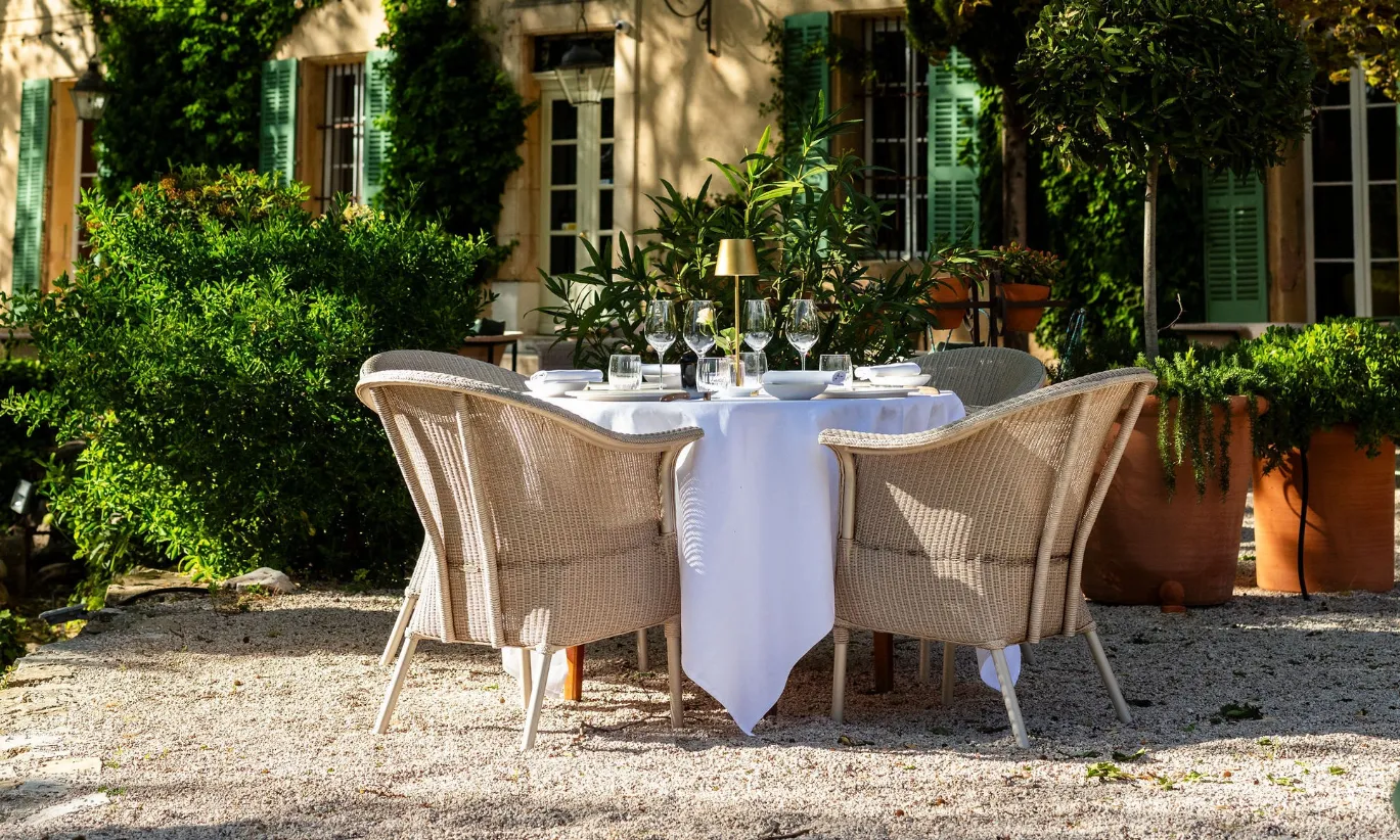 la-magdeleine-vincent-sheppard-monte-carlo-dining-chair