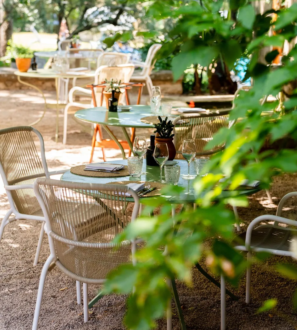 la-magdeleine-vincent-sheppard-loop-dining-chair