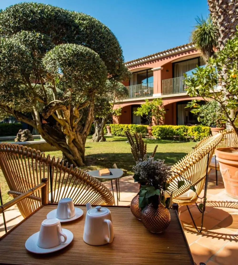 spa-nuxe-villa-duflot-perpignan-patio-tisanerie