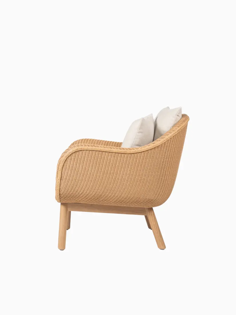 vincent-sheppard-alex-lounge-chair-natural-geneva-moon-white-side-f9
