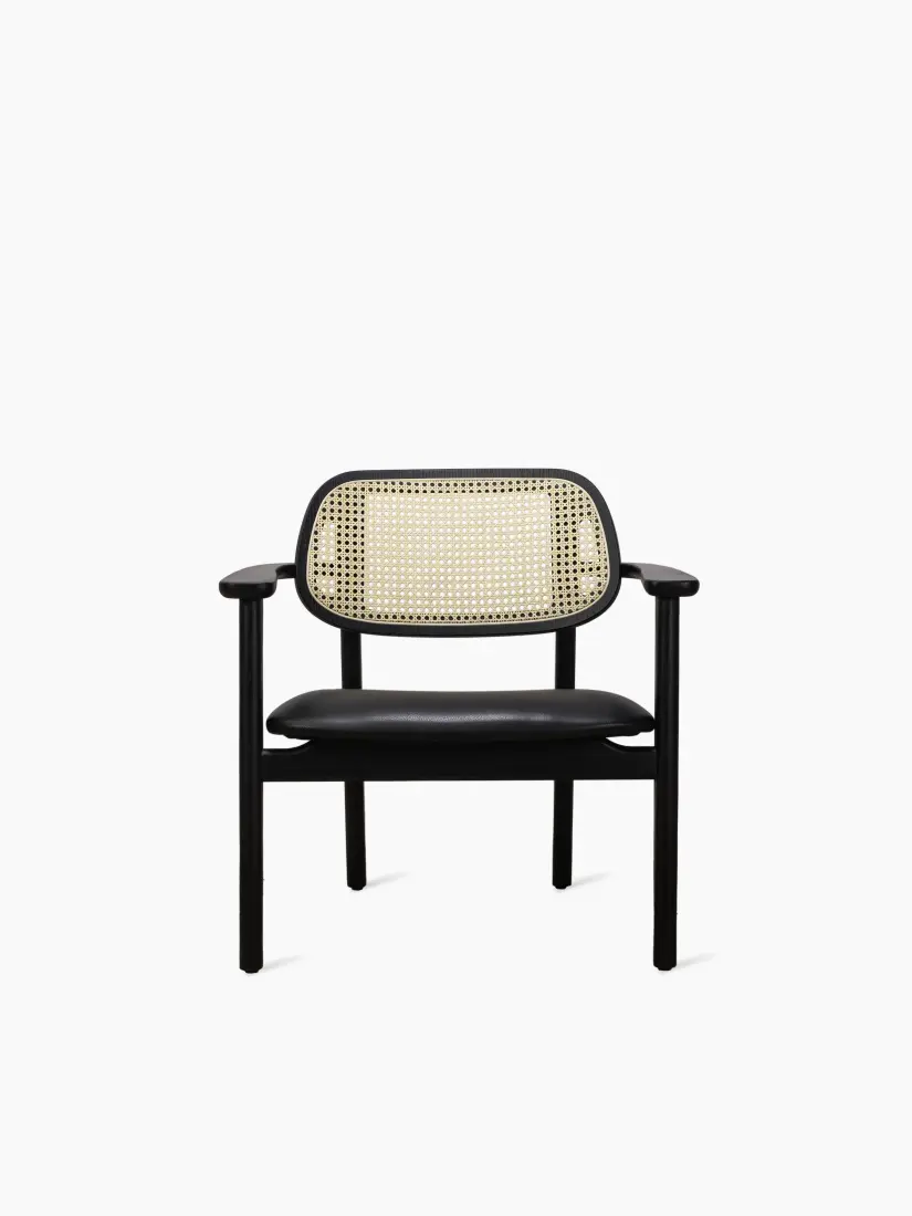 vincent-sheppard-titus-lounge-chair-black-stained-oak-front-f9