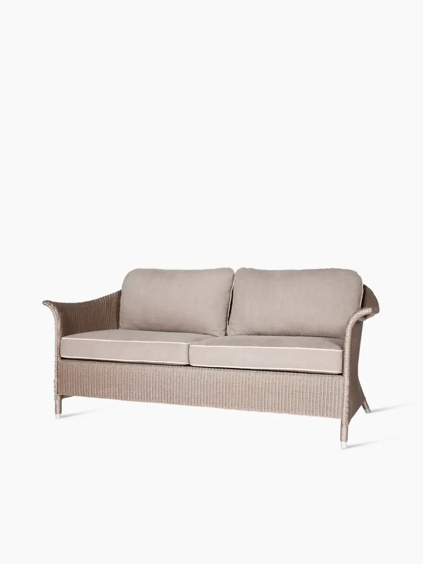 vincent-sheppard-victor-lounge-sofa-grege-geneva-silvergrey-45-f9
