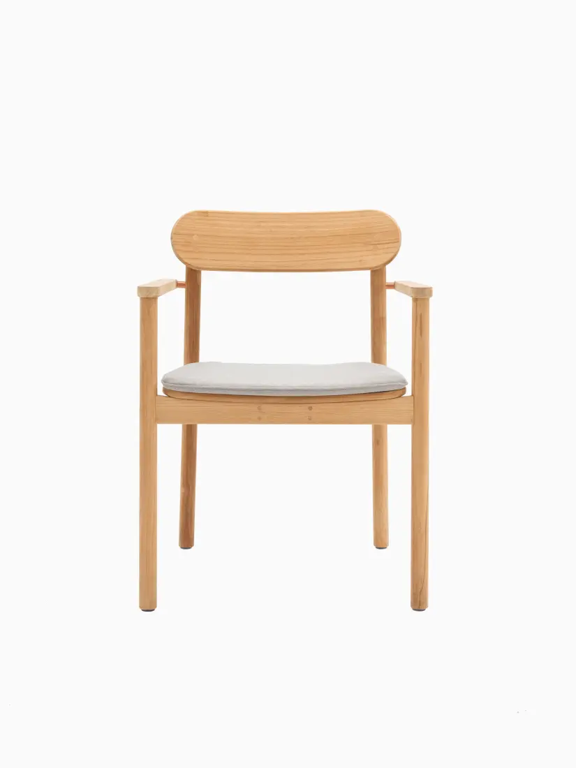 vincent-sheppard-freya-dining-armchair-canvas-front-f9