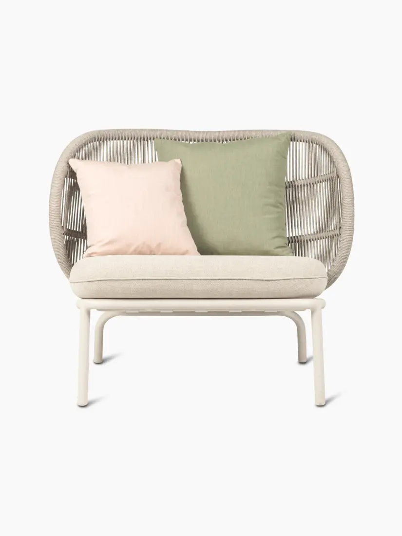 vincent-sheppard-kodo-lounge-chair-dune-white-almond-seat-with-cushions-front-f9