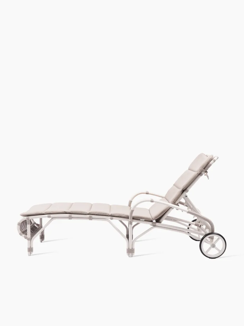 vincent-sheppard-lucy-sunlounger-off-white-flax-side-f9