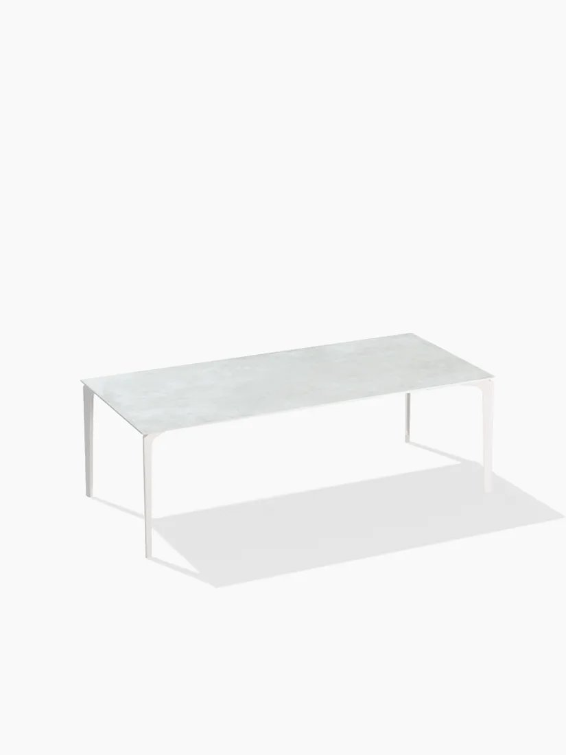 fast-allsizerectangulartable-whitesnow-800x1000