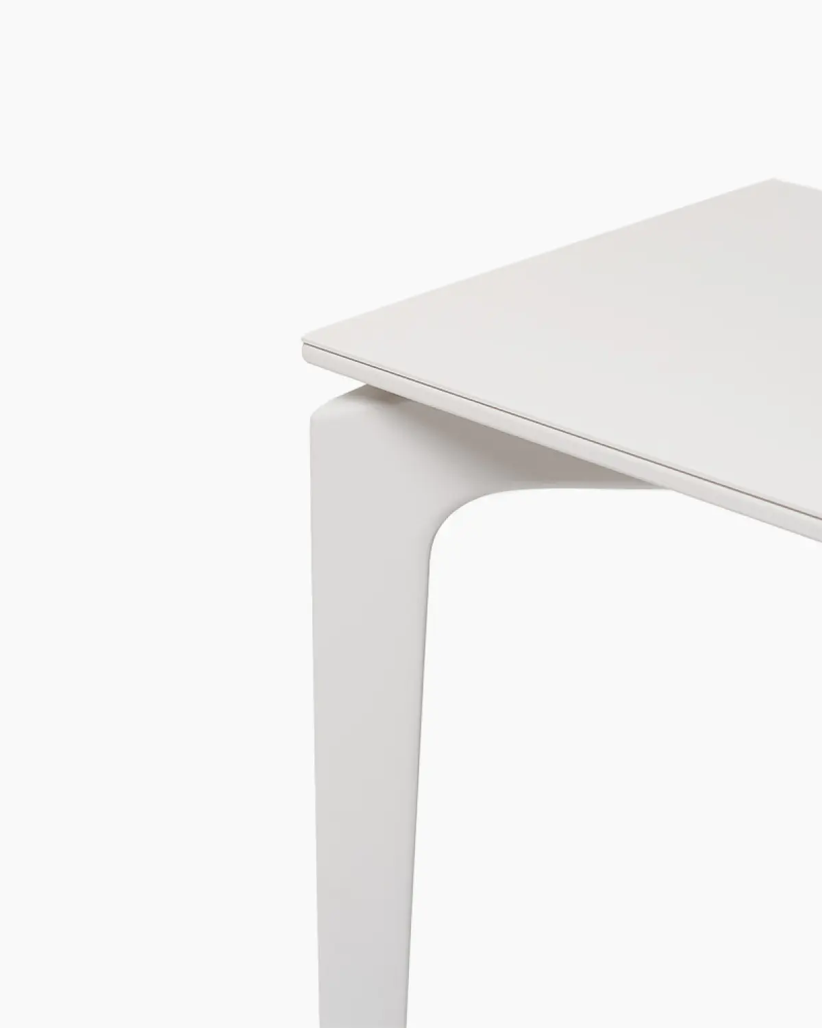 fast-allsizerectangulartable-detail-800x1000