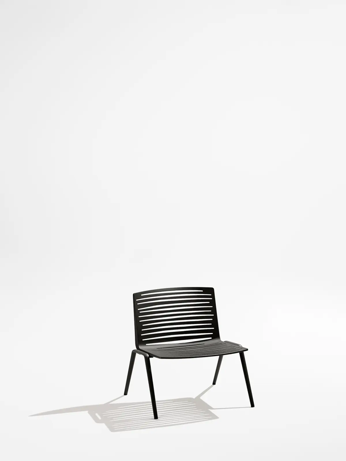 fast-zebraloungechair-black-1500x2000
