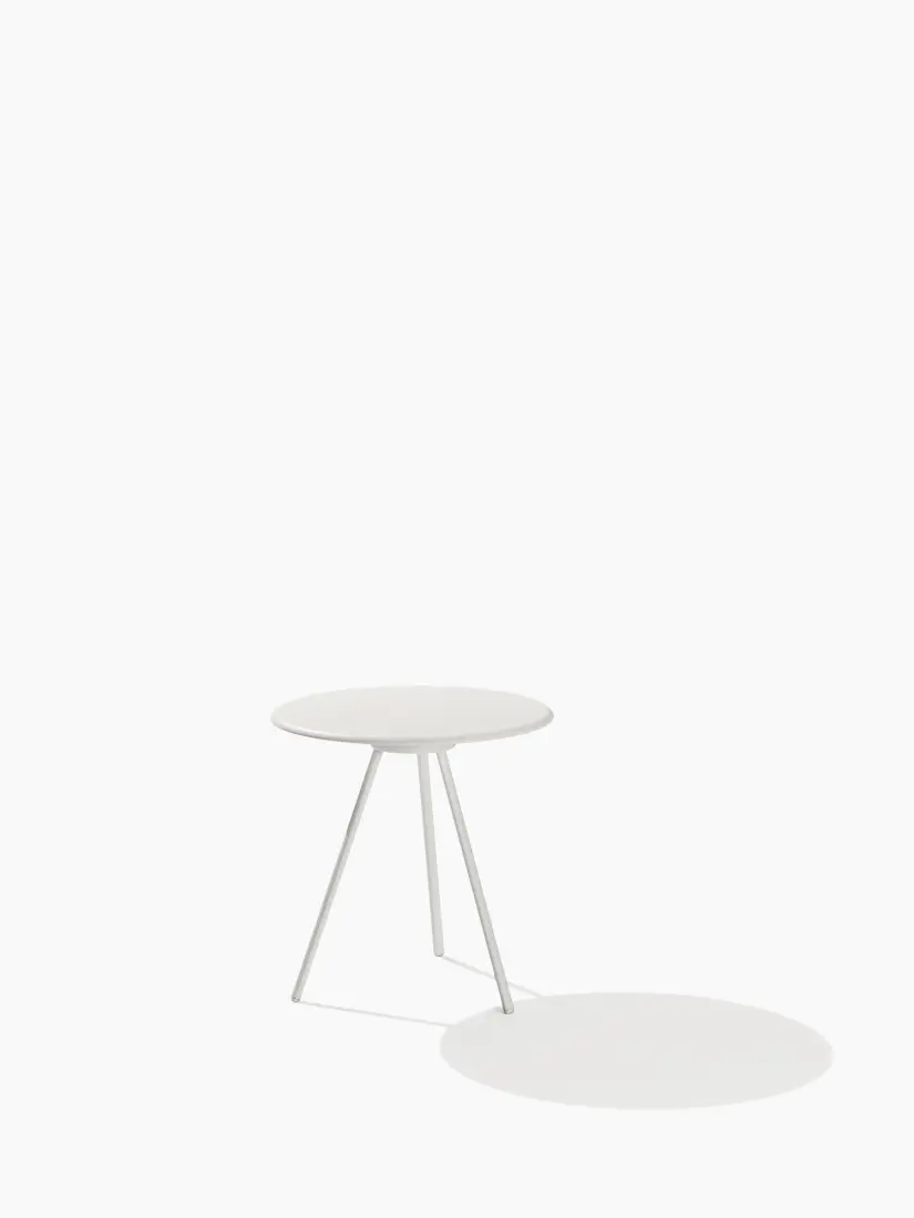 fast-zebraroundtable-white-1500x2000