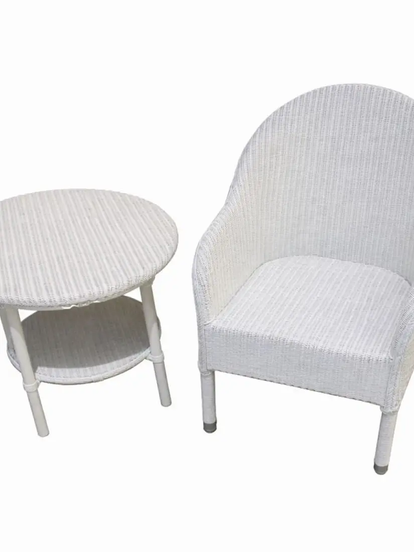 set-armchair-and-coffee-table