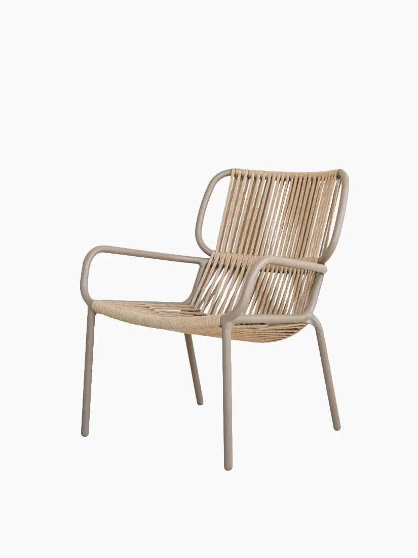 vs-ribbonloungechair-taupe-45-825x1100