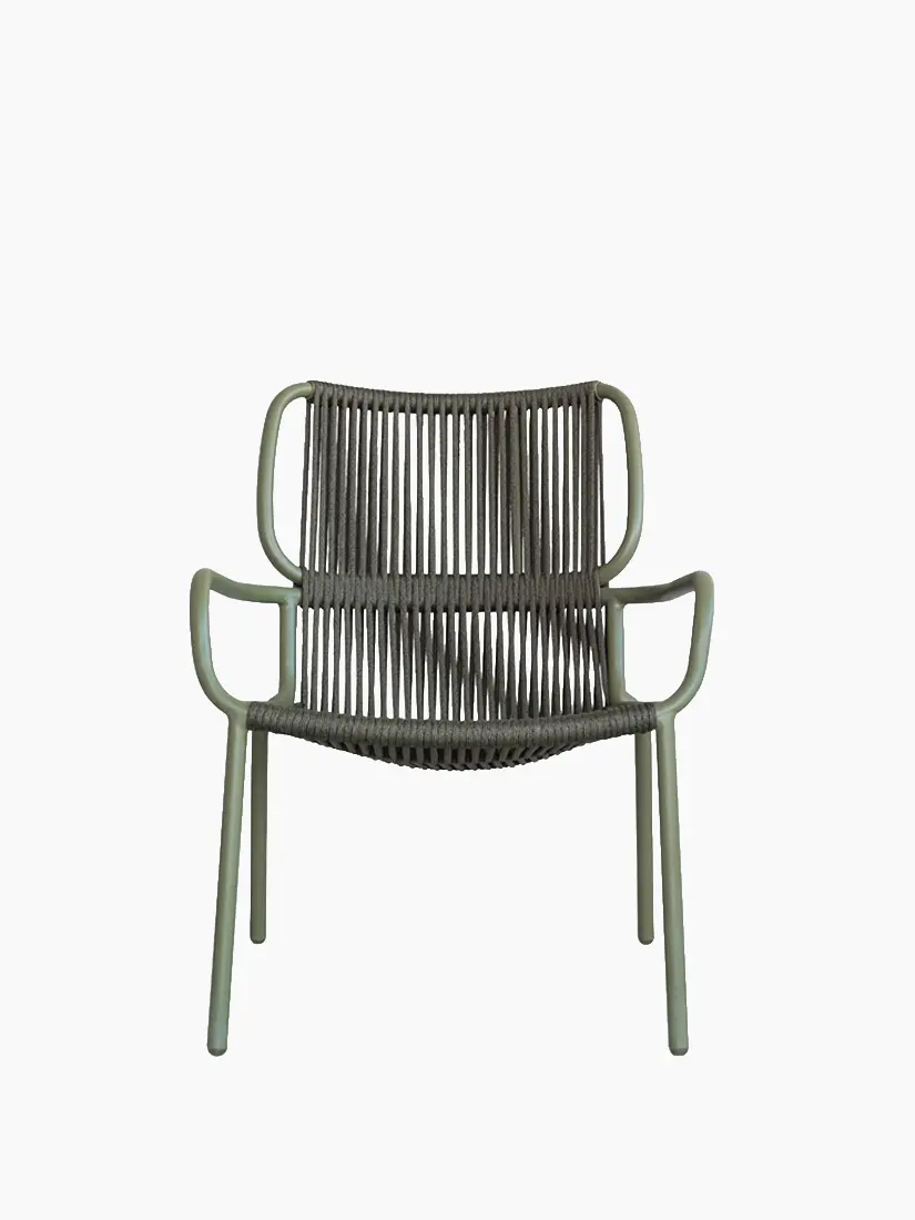 vs-ribbonloungechair-moss-front-825x1100