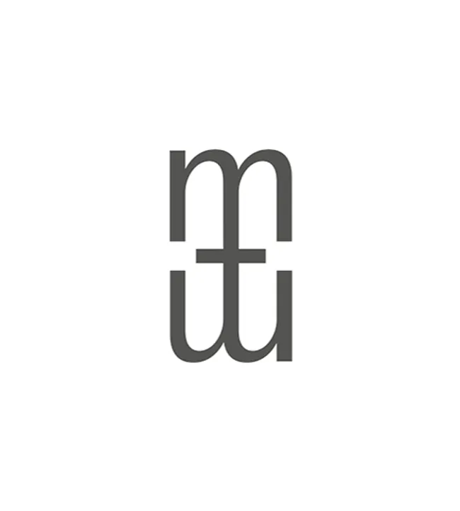 manon-moss-logo-705x784