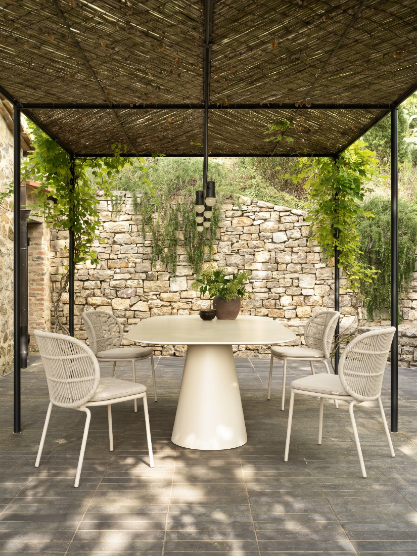 sandro-rectangle-dining-table-kodo-dining-chair