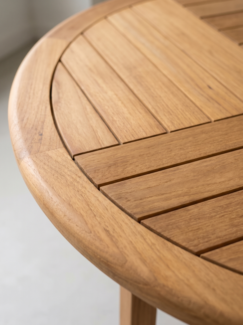 premium-teak-material-image