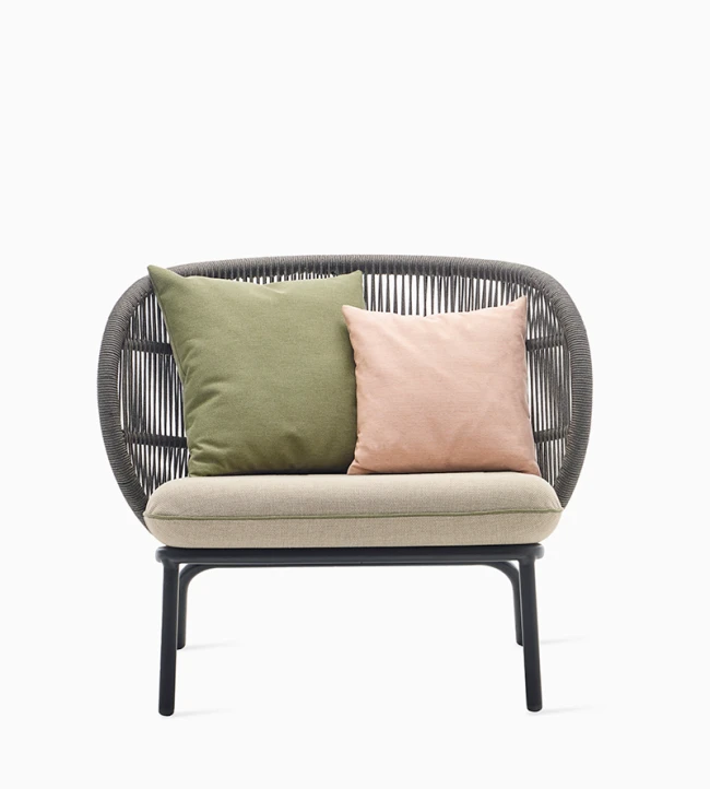 VincentSheppard_KodoLoungeChair_main_800x1000_72DPI