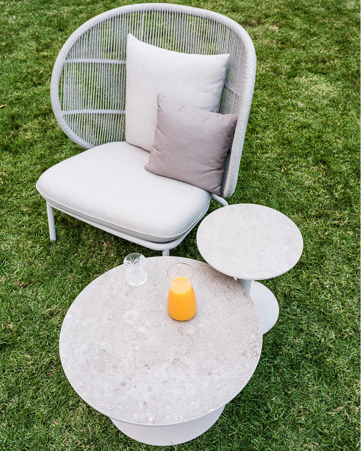 VS_KodoDWCocoon&SideTables_800x1000