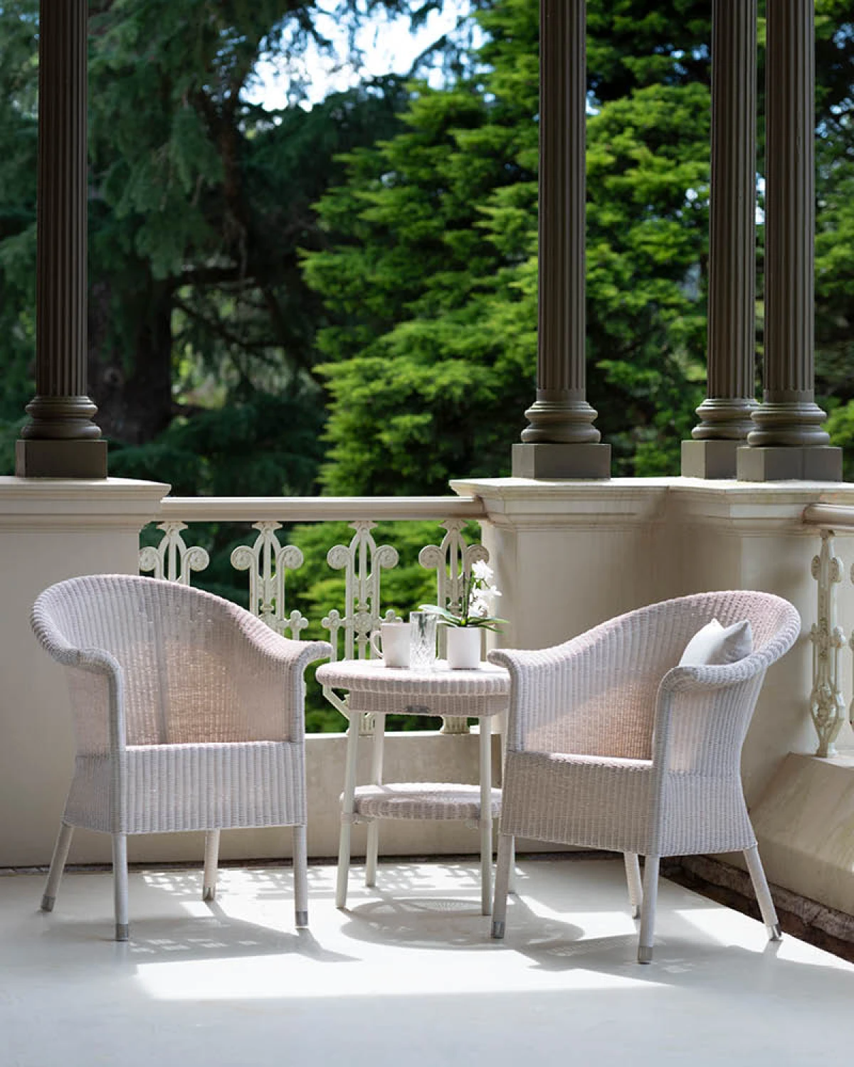 Cotswold_KenzoDiningChair-coffeeTable_extras2_800x1000