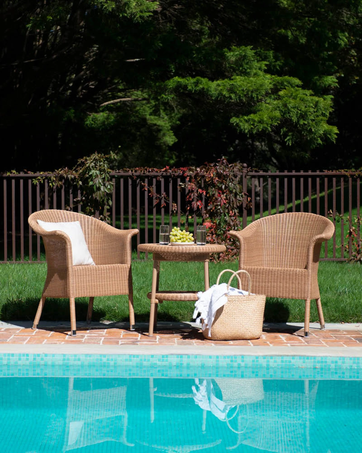 Cotswold_KenzoDiningChair-coffeeTable_extras1_800x1000
