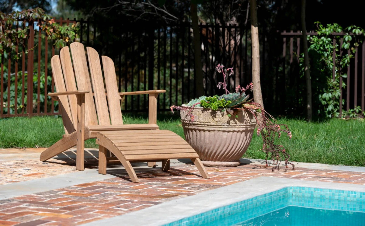 CotswoldTeak_Adirondack_extra5_Landscape_1616x1000