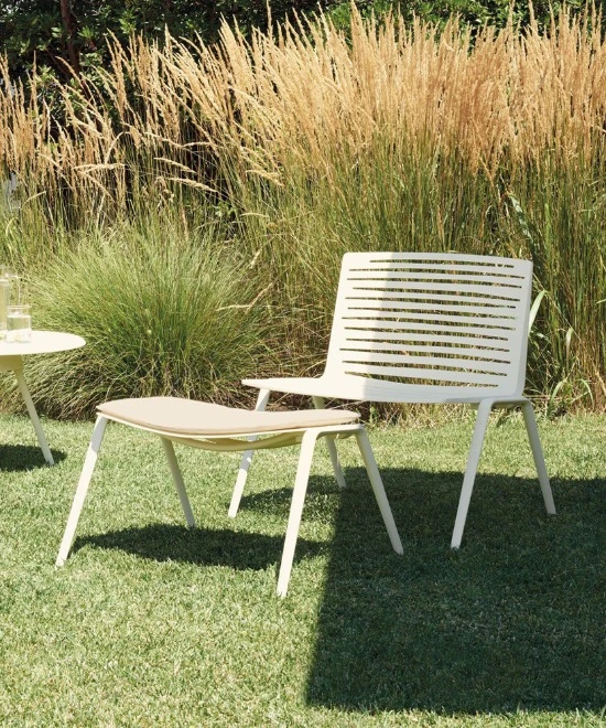 Fast_ZebraLoungeChair_extra_1616x1000