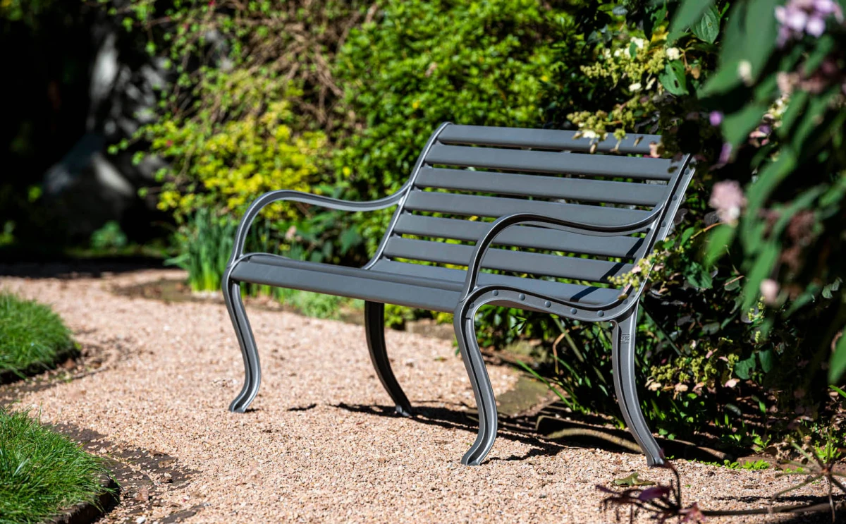 Cotswold__Oasi3SeaterBench_Landscape_1616x1000