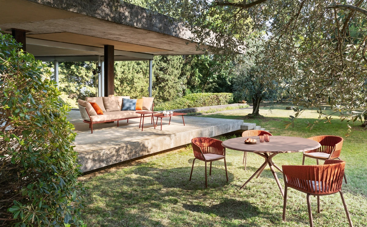 fast_MoaiDiningTable_extra_1616x1000